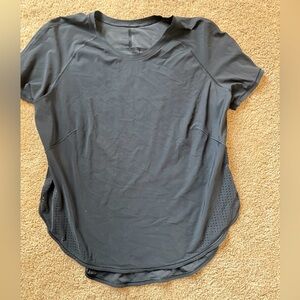 Lululemon breathable tee